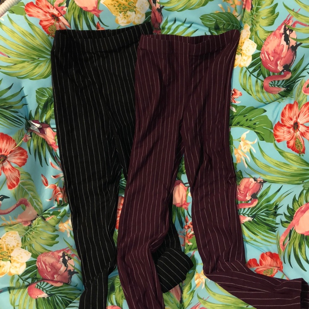Maroon/Black Forever 21 Pants/leggings